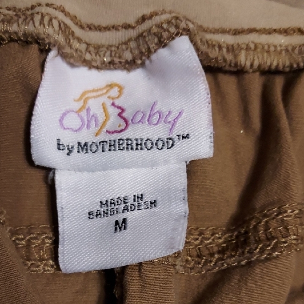 Oh Baby by Motherhood Cargo Shorts Tan and Cream Maternity Comfort - Picture 2 of 3